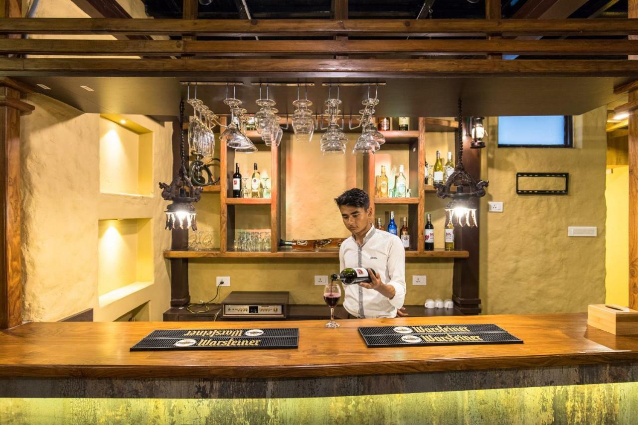 Hotel Mala Pokhara Zewnętrze zdjęcie