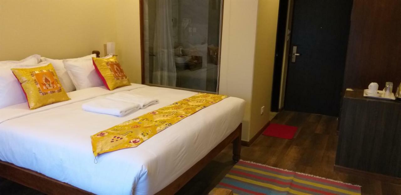 Hotel Mala Pokhara Zewnętrze zdjęcie