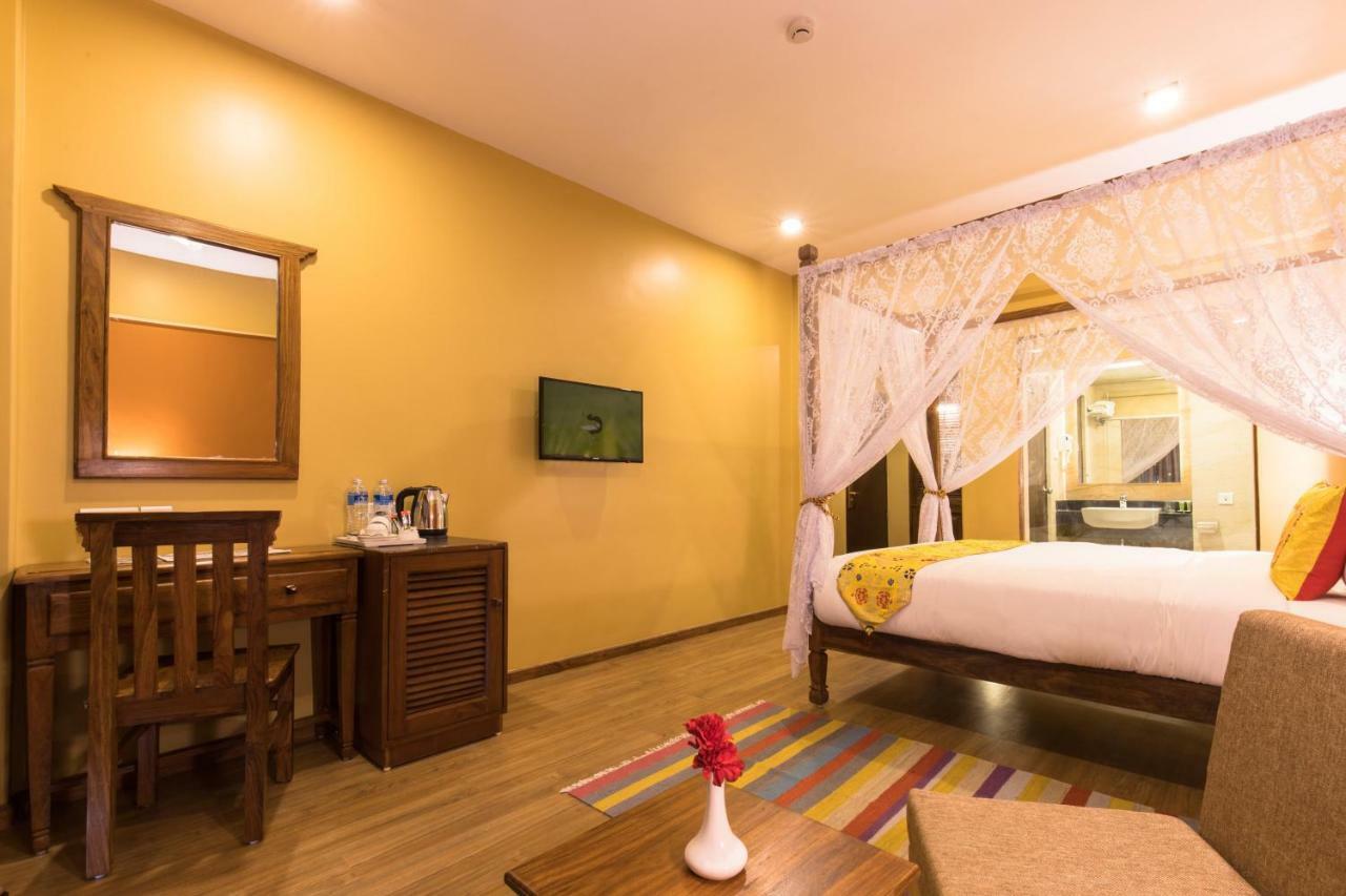 Hotel Mala Pokhara Zewnętrze zdjęcie